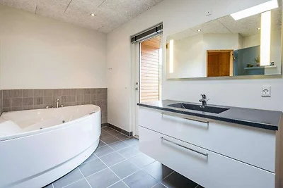6 Personen Ferienhaus in Henne