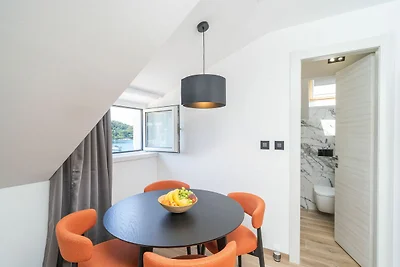 Apartments Villa Royale - One Bedroom Apartme...