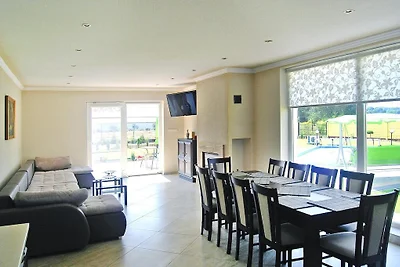 Ferienhaus mit Pool und Sauna, Sieciemin