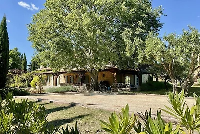 Villa in Var mit Schwimmbecken