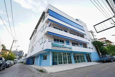 Moderne tweepersoonskamer kust van Pattaya