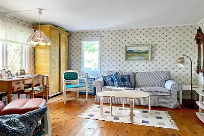 6 Personen Ferienhaus in ROCKNEBY-By Traum