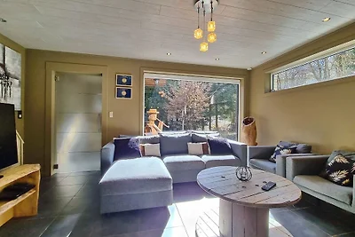 Einladendes Ferienhaus in Durbuy mit Sauna