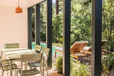 Villa nahe Bourdaines Strand mit Pool