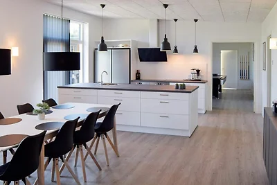 14 persoons vakantie huis in Væggerløse-By...