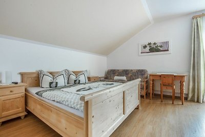 Appartement in Hainzenberg in een skigebied