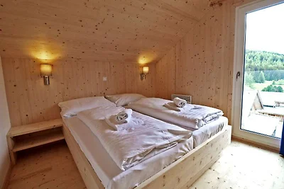 Großzügiges Chalet mit Sauna in Skipistenähe