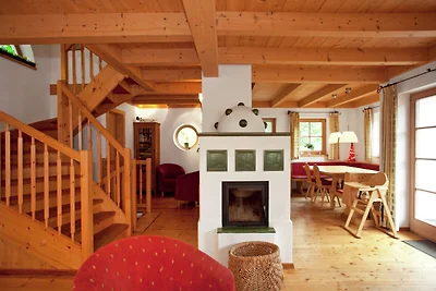 Ruhiges Chalet mit Sauna in Königsleiten