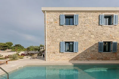 Seafront Villa Adriatica with pool