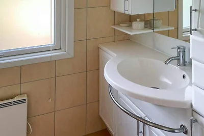 Geraumiges Seeruckzug -- By Traum...