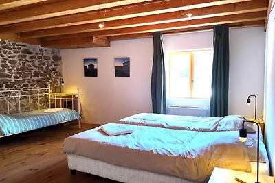 Ferienhaus in Roussines mit Privatpool