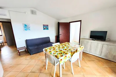 Apartment in der Nähe von Budoni mit Terrasse