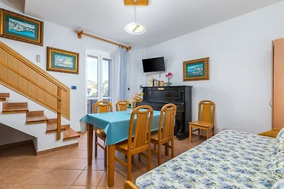 Apartment mit Meerblick und Terrasse