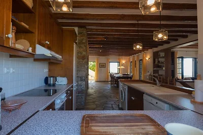 Ferienhaus in Karystos mit Schwimmbecken