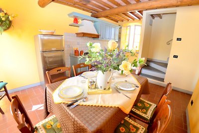 Helles Ferienhaus in Pescaglia mit...