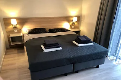 4-Personen-Lodge im Tiny-House-Stil.