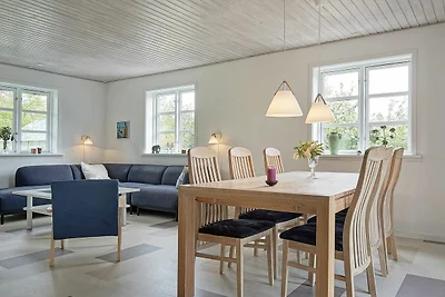 8 Personen Ferienhaus in Nexø