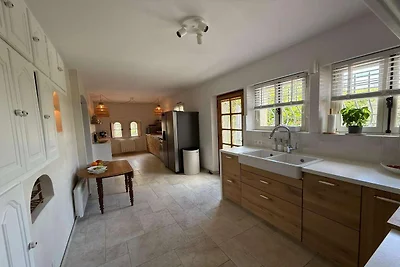 Ruime villa in Flayosc met privézwembad