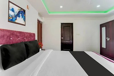 Super Hotel O Aluva Town