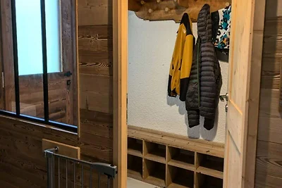 Chalet in den Alpen mit Garten und Terrasse