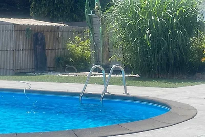 Chalet Enigma Lounge con piscina