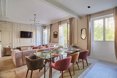 Neue und außergewöhnliche Wohnung...