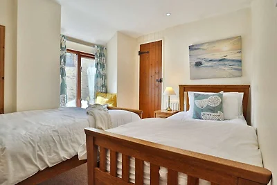 Die Byre Cottages
