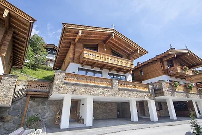 Familien-Chalet-Auszeit in den Alpen