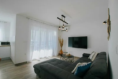 Spacious Luxury Trogir Apartments - Two Bedro...