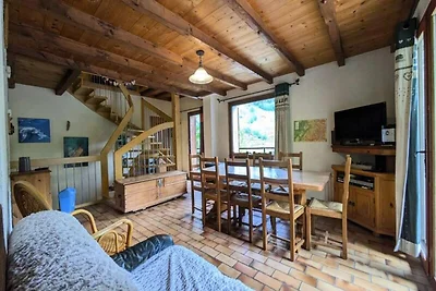 Chalet in Coutalon mit gemütlicher Terrasse