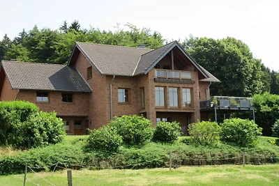 Ferienwohnung in Daun mit Schwimmbecken