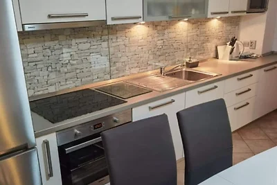 Apartments Diadora - Studio apartment Stone