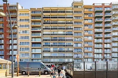 Stenen Huis in Dordogne bij Grotten