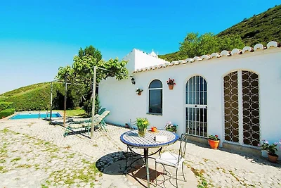 Gemütliches Landhaus mit privatem Pool