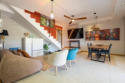 Villa mit privatem Pool im Golfresort