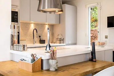 Villa in Golfe-Juan mit Pool und ruhiger Lage