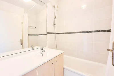 Helle Wohnung · Zentrum des Resorts · Balkon ...