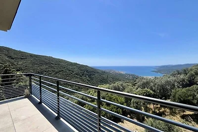 Villa in Corsica con splendida vista sul mare