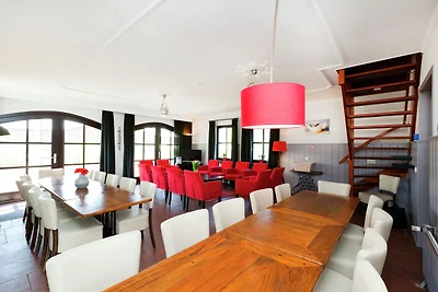 Villa per 26 persone ad Asten
