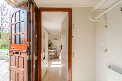 Ferienhaus in Noordwijkerhout mit Terrasse in...