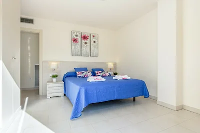Penthouse in Roses nahe Strand de la Punta