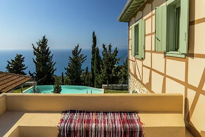 Charmant, warm vakantie huis, prive zwembad, ...