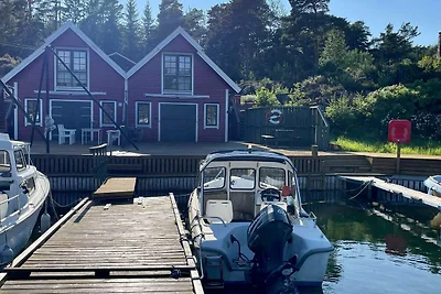 9 Personen Ferienhaus in MOSTERHAMN-By Traum