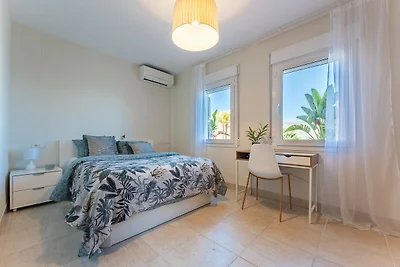 Villa in Granada mit privater Terrasse