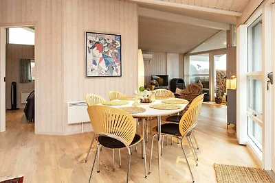 6 Personen Ferienhaus in Karrebæksminde-By...