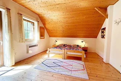 Piacevole casa vacanze a Rudník con terrazza