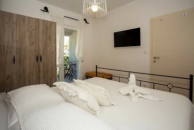 Apartments Aqua - Two Bedroom Apartment with ...