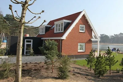 Villa in Otterlo met terras en wifi.