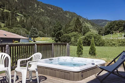 Attraktives Chalet mit Whirlpool