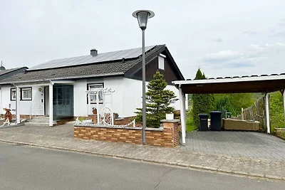 Ferienhaus mit Garten in Reil